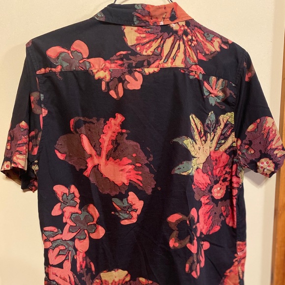 TOPMAN Short Sleeve Flora Print Button Up - Picture 3 of 3